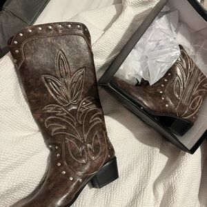 EGO Dark Brown Embroidered Heeled Boots